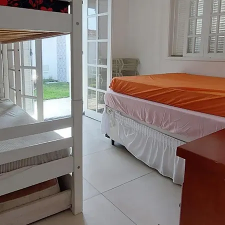 Casa De Praia Em Bertioga, Sao Paulocom Piscina Ar Condicionado Wifi A 500M Do Mar Exterior photo